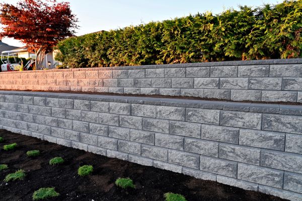 Cost of Concrete Retaining Wall Installation in Santa Monica