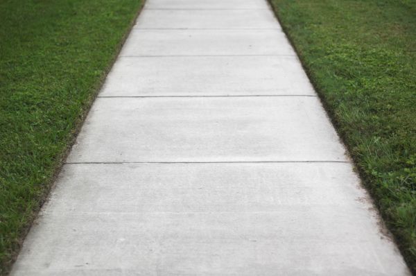 Cost of Concrete Walkway Replacement in Santa Monica