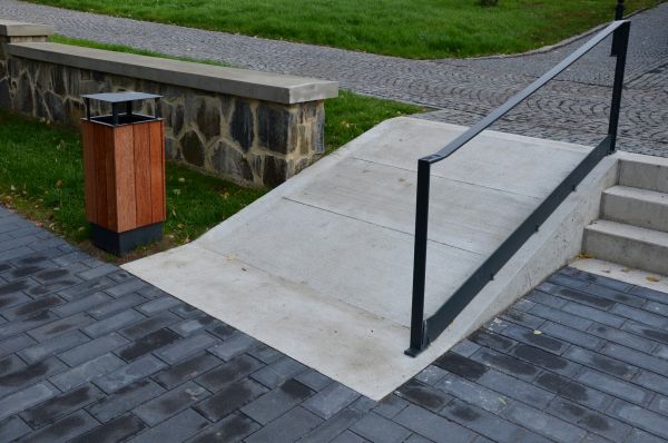 Cost of Concrete Ramp Construction in Santa Monica