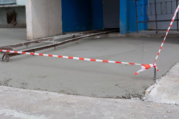 Cost of Garage Concrete Pouring in Santa Monica