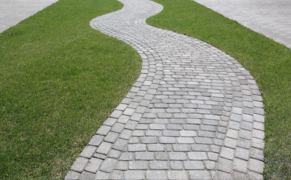 Cost of Walkway Paving in Santa Monica