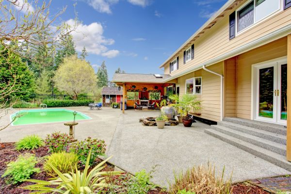 Cost of Pool Area Concreting in Santa Monica
