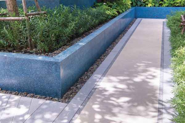 Cost of Outdoor Walkway Construction in Santa Monica